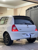 voitures-renault-clio-campus-2014-extreme-2-annaba-algerie