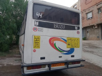 bus-isuzu-2002-tlemcen-algerie