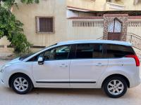 break-familiale-peugeot-5008-2014-access-tlemcen-algerie