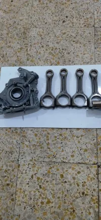 Vilebrequin HDi 1.6 std et pompe l'huile et 4 piston std