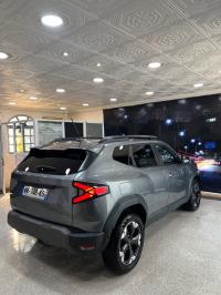 Dacia Duster 2025 Extreme gold thumbnail 3