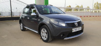 voitures-dacia-sandero-2012-algerie