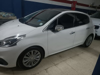 citadine-peugeot-208-2016-allure-facelift-tolga-biskra-algerie