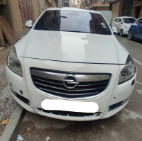 voitures-opel-insignia-2013-opc-dar-el-beida-alger-algerie