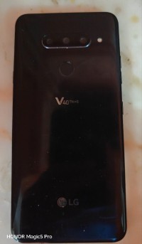 LG V40 ThinQ LG V40 ThinQ thumbnail 2