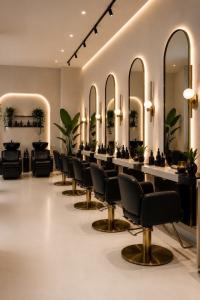 beauty-aesthetics-cherche-gerante-domaine-coiffure-birkhadem-alger-algeria