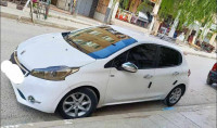 voitures-peugeot-208-2015-ain-bessem-bouira-algerie