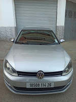 voitures-volkswagen-golf-7-2014-medea-algerie