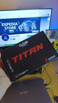 TITAN Rocket MEDIA DVBS2 android 14 google TV