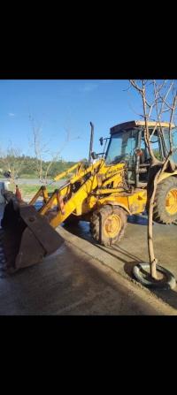 آلة-jcb-3cx-1992-بومرداس-الجزائر