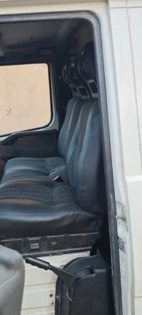 عربة-نقل-peugeot-j5-1993-القيقبة-باتنة-الجزائر
