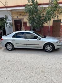 سيارات-renault-laguna-2-2002-أولاد-دراج-المسيلة-الجزائر