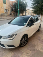 voitures-seat-ibiza-2015-black-line-aflou-laghouat-algerie