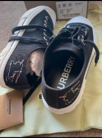أحذية-رياضية-burberry-عنابة-الجزائر