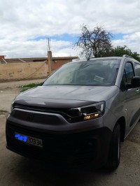 السيارات-النفعية-fiat-doblo-2023-italia-برج-زمورة-بوعريريج-الجزائر