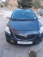 سيارة-صغيرة-toyota-yaris-2013-البويرة-الجزائر
