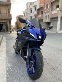 YAMAHA R7 2022