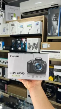 Dslr Caméra CANON Eos 2000D + objectif 18-55mm
