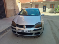 moyenne-berline-volkswagen-golf-5-2008-bab-ezzouar-alger-algerie