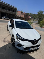 voitures-renault-clio-5-2023-equiliber-el-milia-jijel-algerie