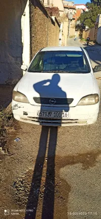 Opel Astra 2000 