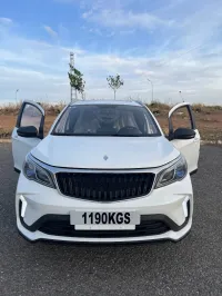 Livan X3 Pro  2025 La toute , boite auto avec toit