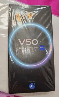 Vivo V50