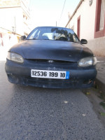 voitures-hyundai-accent-1999-bouira-algerie