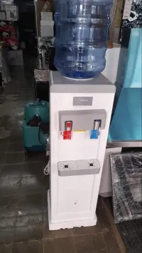 Fontaine d'eau fraîche midea Avec bouteille 