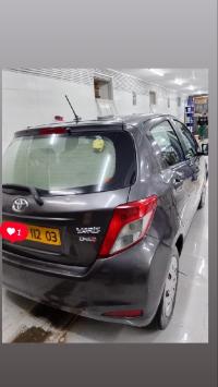 سيارات-toyota-yaris-2012-الأغواط-الجزائر