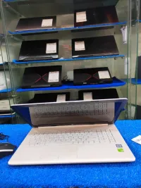 LAPTOP HP 15 I3 7TH 4GO 1TO MX110