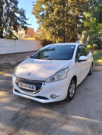 سيارات-peugeot-208-2014-active-شراقة-الجزائر
