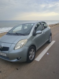 سيارات-toyota-yaris-2008-الشلف-الجزائر