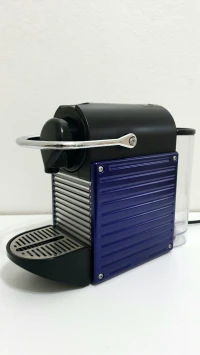 Machine à café Nespresso PIXIE 