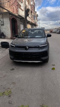 voitures-volkswagen-tahru-2025-alger-centre-algerie