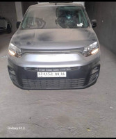 voitures-fiat-doblo-2023-algerie