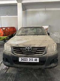 السيارات-النفعية-toyota-hilux-2013-الجزائر-وسط