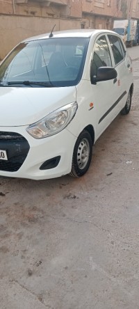 سيارات-hyundai-i10-2013-البويرة-الجزائر
