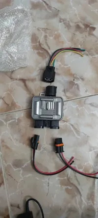 Module de commande de ventilateur de refroidissement de radiateur 