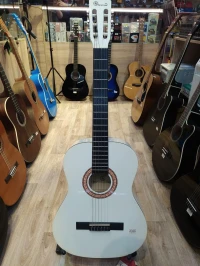 GUITARE CLASSIQUE SEMTONI