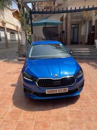 سيارات-skoda-fabia-2023-ambition-بوينان-البليدة-الجزائر