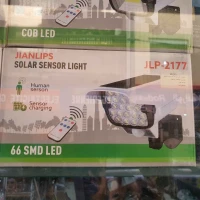 Lampe solaire avec télécommande projecteur