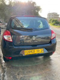 voitures-renault-clio-3-2011-collo-skikda-algerie