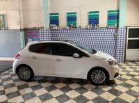 citadine-peugeot-208-2019-allure-ferdjioua-mila-algerie