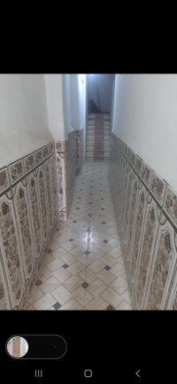 شقة-كراء-طابق-فيلا-3-غرف-الجزائر-سطاوالي