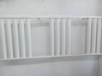 batiment-construction-radiateur-seche-linge-serviette-en-blanc-aluminium-ouled-moussa-boumerdes-algerie