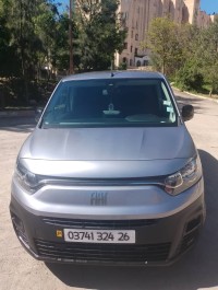 السيارات-النفعية-fiat-doblo-2024-البرواقية-المدية-الجزائر