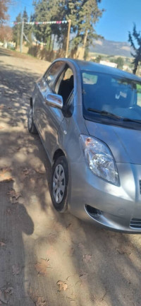 voitures-toyota-yaris-2007-cherchell-tipaza-algerie