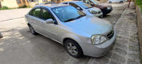 citadine-chevrolet-optra-5-portes-2011-tizi-ouzou-algerie