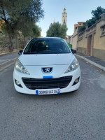 voitures-peugeot-207-2012-tizi-ouzou-algerie